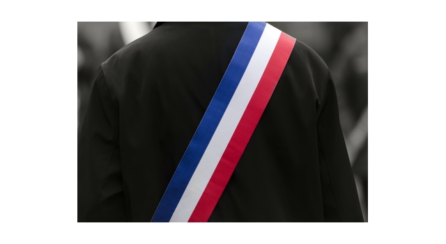 Perles de droite inédites - Déclarations de personnalités politiques étonnantes. Sarkozy, Juppé, Le Pen...