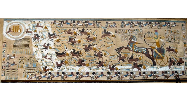 La bataille de Qadesh (1274 av. J-C), Pharaon contre les Hittites